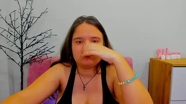 AdeleCruz online show from 03-17-25, 04:43