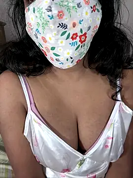 ArathyNambyarMallu online show from 10-12-25, 02:16