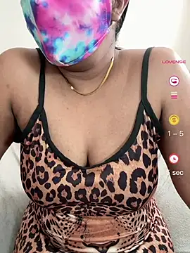 Snapshot of ArathyNambyarMallu chatting on 07-28-26, 04:39 ArathyNambyarMallu online show from 07-28-26, 04:39