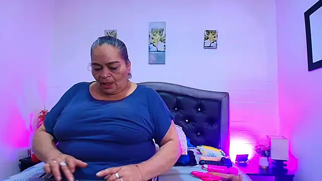 VickyBoobss online show from 06-13-26, 12:47