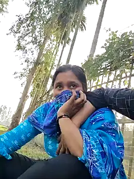 Snapshot of Horny_Desi_Girl chatting on 02-21-25, 09:56 Horny Desi Girl online show from 02-21-25, 09:56