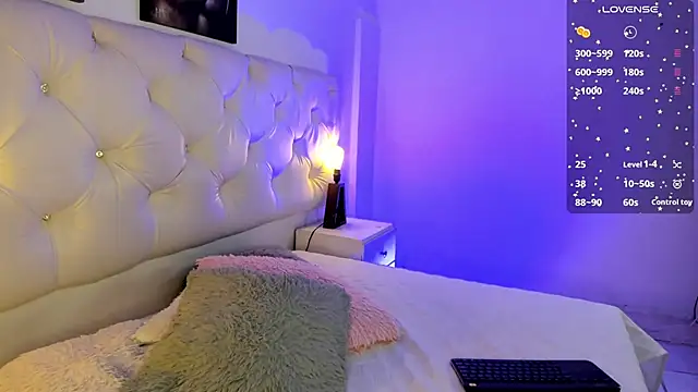 kathy bakerr online show from 10-30-25, 01:56