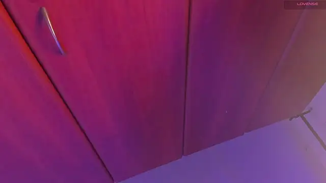 Snapshot of kathy_bakerr chatting on 02-13-26, 01:29 kathy bakerr online show from 02-13-26, 01:29