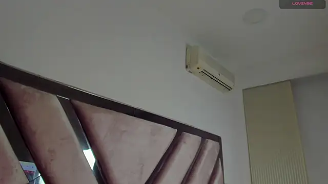 Snapshot of kathy_bakerr chatting on 03-05-26, 01:29 kathy bakerr online show from 03-05-26, 01:29