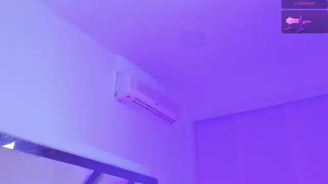 Snapshot of kathy_bakerr chatting on 03-14-26, 11:04 kathy bakerr online show from 03-14-26, 11:04