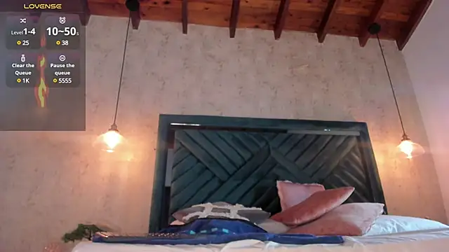 Marttina Ruiz online show from 03-04-25, 07:32