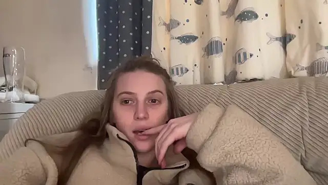 Ella-82 online show from 02-06-25, 04:25