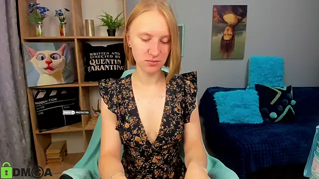 Snapshot of BeautyBlondy chatting on 09-25-25, 06:06 BeautyBlondy online show from 09-25-25, 06:06