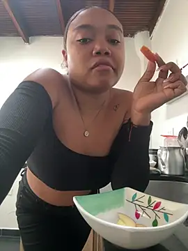 JasmineRose7 online show from 05-01-26, 12:21