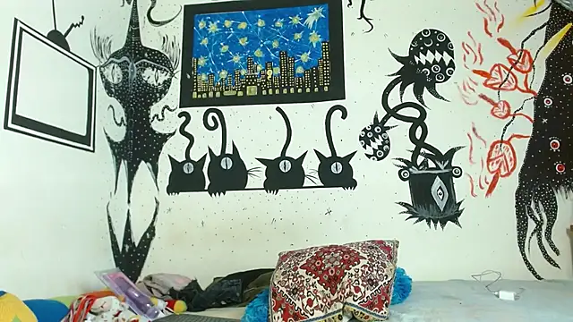 Snapshot of boysLittle chatting on 10-18-25, 01:12 boysLittle online show from 10-18-25, 01:12