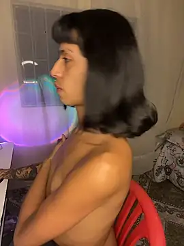 boysLittle online show from 05-07-26, 01:22