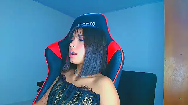 Snapshot of Rousse_violett chatting on 11-09-25, 11:58 Rousse violett online show from 11-09-25, 11:58