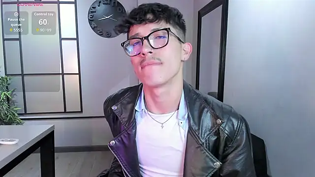 Snapshot of tim__fox chatting on 02-24-26, 11:30 tim fox online show from 02-24-26, 11:30