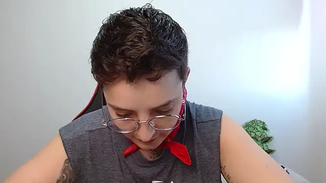 alex parker07 online show from 10-05-25, 08:40