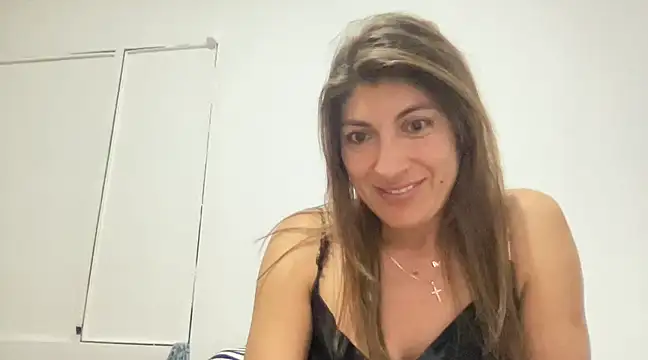 LunaBeya online show from 02-23-25, 03:24