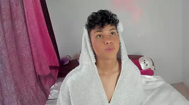 dani angels   online show from 01-12-25, 08:57