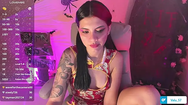 Snapshot of valu_557 chatting on 10-18-25, 02:03 valu 557 online show from 10-18-25, 02:03