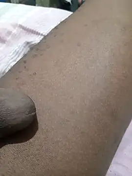 Snapshot of mario0212 chatting on 09-27-25, 03:33 mario0212 online show from 09-27-25, 03:33