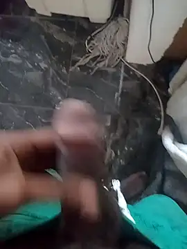 Snapshot of mario0212 chatting on 10-20-25, 11:54 mario0212 online show from 10-20-25, 11:54