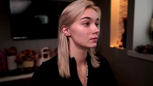 Snapshot of ileanacampbe chatting on 01-13-25, 07:00 ileanacampbe online show from 01-13-25, 07:00