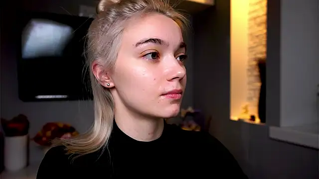 Snapshot of ileanacampbe chatting on 01-21-25, 04:32 ileanacampbe online show from 01-21-25, 04:32