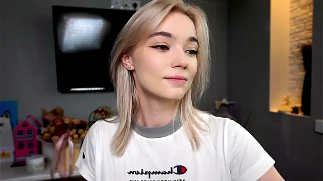 Snapshot of ileanacampbe chatting on 02-10-25, 05:36 ileanacampbe online show from 02-10-25, 05:36