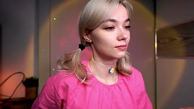 Snapshot of ileanacampbe chatting on 03-13-25, 04:16 ileanacampbe online show from 03-13-25, 04:16