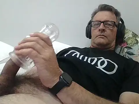 itsmeyes69 online show from 03-26-26, 09:20