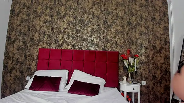 KylieReina online show from 01-11-25, 12:50