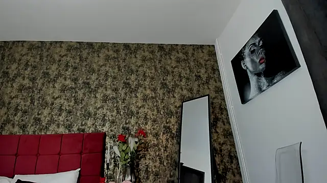 KylieReina online show from 02-20-25, 06:28