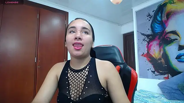 Maylin horny19 online show from 02-21-26, 07:15