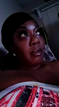 Snapshot of chocolatechipkukky85 chatting on 02-05-25, 02:40 chocolatechipkukky85 online show from 02-05-25, 02:40