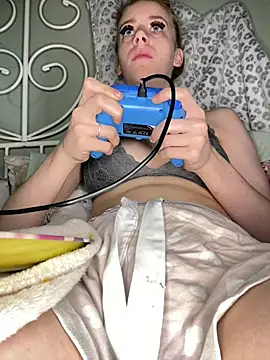 Snapshot of VioletxBlue chatting on 05-02-26, 11:59 VioletxBlue online show from 05-02-26, 11:59