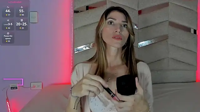 Snapshot of RubiSharqui_ chatting on 10-16-25, 12:50 RubiSharqui online show from 10-16-25, 12:50