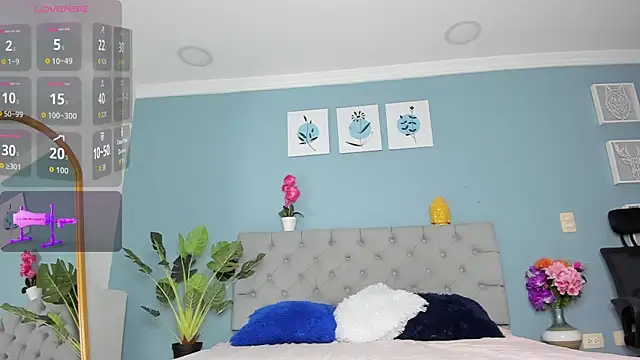 Snapshot of Camerun_n_Damian chatting on 10-27-25, 01:09 Camerun n Damian online show from 10-27-25, 01:09