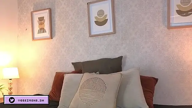 Snapshot of Veronica_simons chatting on 03-17-26, 09:18 Veronica simons online show from 03-17-26, 09:18