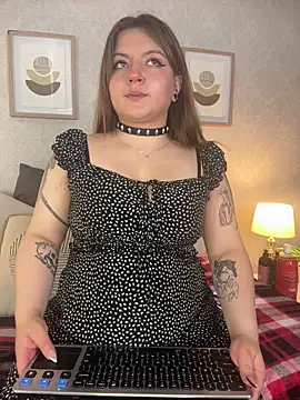 Snapshot of Veronica_simons chatting on 03-23-26, 08:35 Veronica simons online show from 03-23-26, 08:35