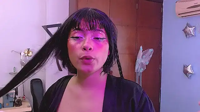 Mattilda 18 online show from 11-27-25, 08:22