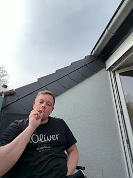 Snapshot of McWerle chatting on 03-24-26, 10:53 McWerle online show from 03-24-26, 10:53