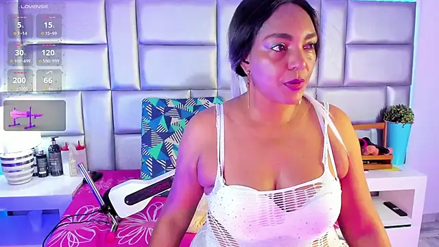 LovelyNickii online show from 03-03-26, 12:44