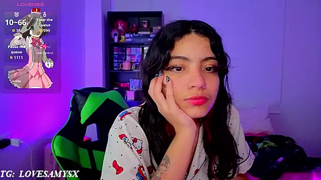 Lovelyamyy online show from 06-12-26, 05:28