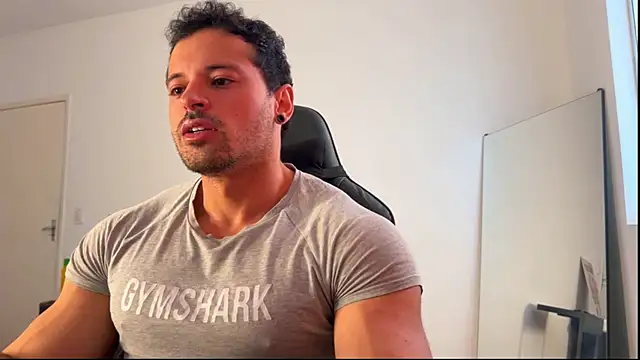 Lucasfit24 online show from 06-21-26, 03:03