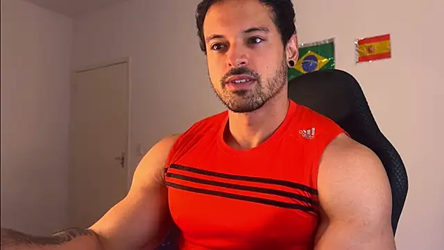 Snapshot of Lucasfit24 chatting on 07-15-26, 03:06 Lucasfit24 online show from 07-15-26, 03:06