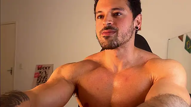 Snapshot of Lucasfit24 chatting on 07-16-26, 03:12 Lucasfit24 online show from 07-16-26, 03:12