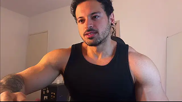 Snapshot of Lucasfit24 chatting on 07-29-26, 03:32 Lucasfit24 online show from 07-29-26, 03:32