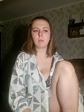 Snapshot of Melenka chatting on 03-12-25, 01:14 Melenka online show from 03-12-25, 01:14