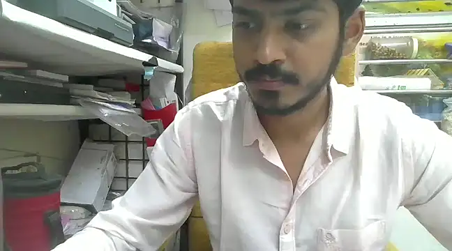 Snapshot of cute_modell chatting on 01-13-25, 12:13 cute modell online show from 01-13-25, 12:13