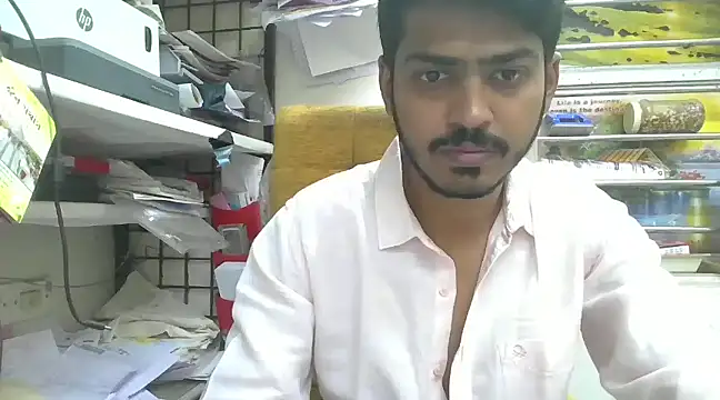 Snapshot of cute_modell chatting on 02-01-25, 07:36 cute modell online show from 02-01-25, 07:36