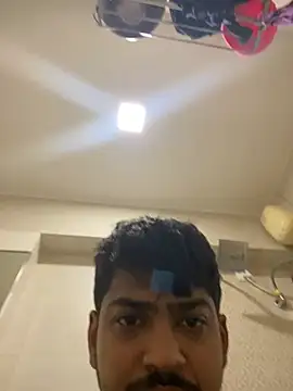 Snapshot of cute_modell chatting on 02-28-25, 04:54 cute modell online show from 02-28-25, 04:54