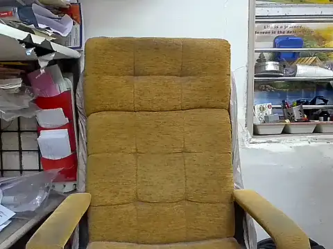 Snapshot of cute_modell chatting on 09-13-25, 12:38 cute modell online show from 09-13-25, 12:38